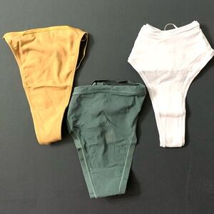 9WI Three Woman’s Intimates SKIMS Thong Underwear Size 3X Camel Deep Sea Mica